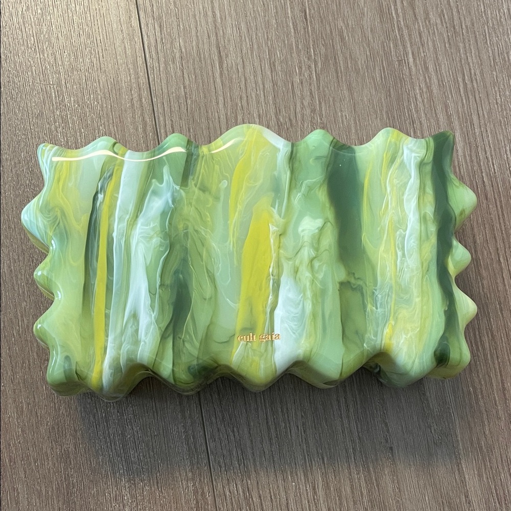 Cult Gaia clutch